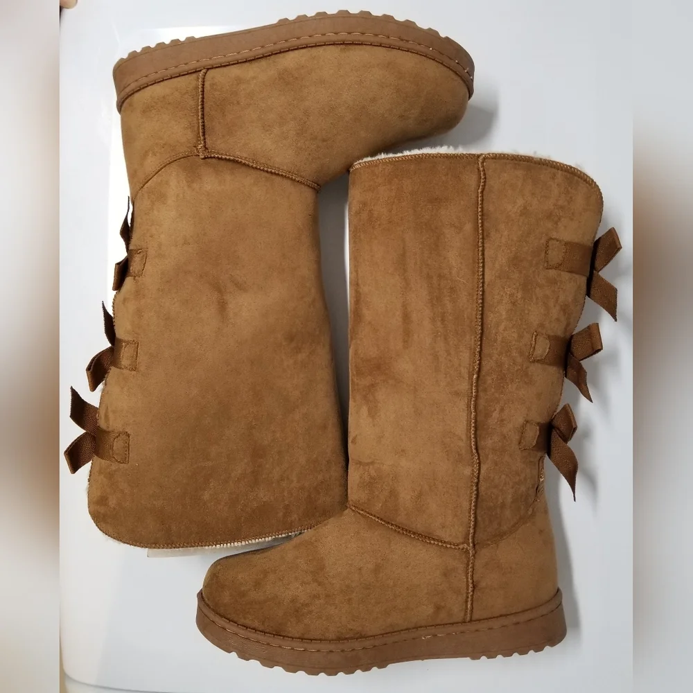 Suede Leather & Fur Lined Tall Boot Triple Bow Caramel Brown Sz 9 NWOT